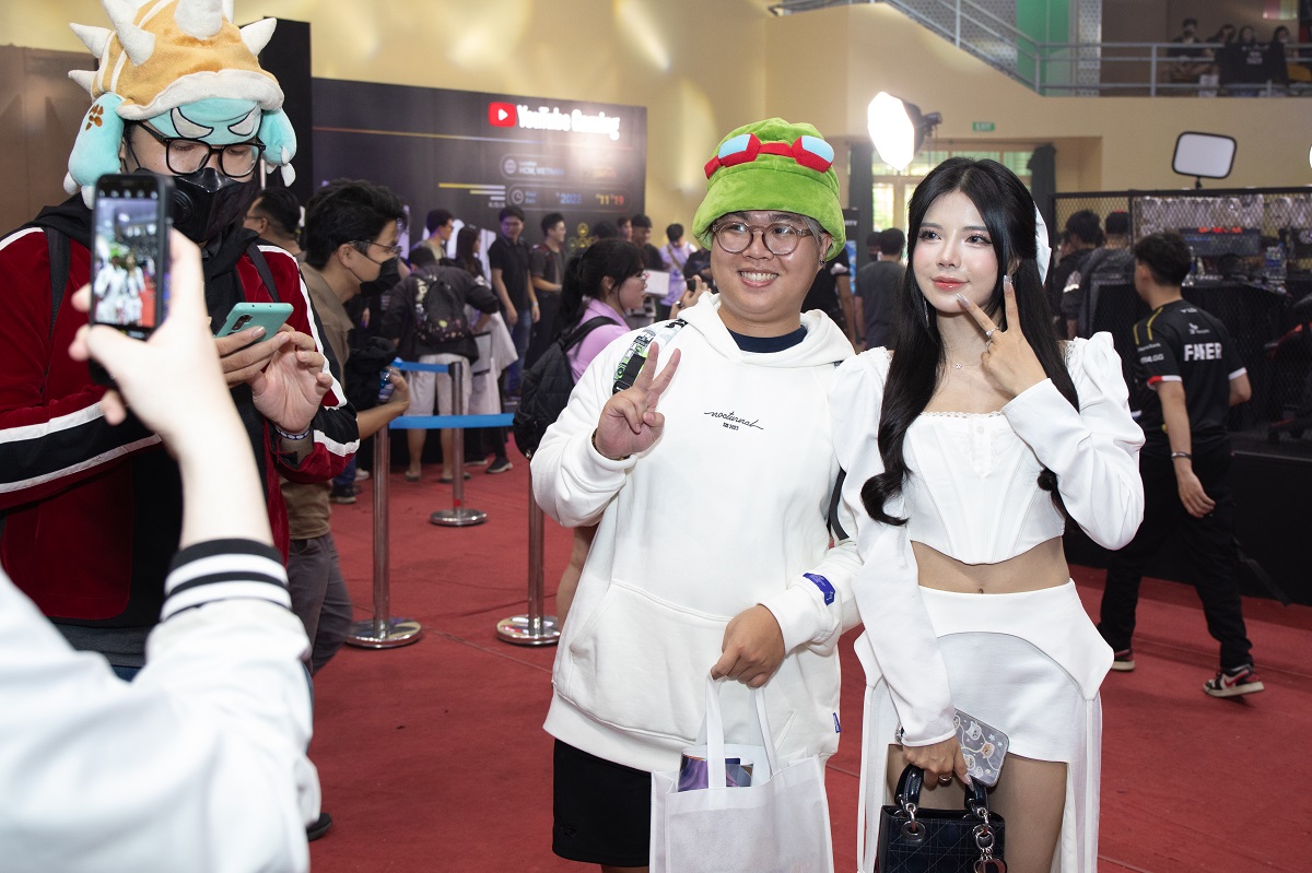 Viewing Party CKTG 2023 tại Hồ Chí Minh: Ngày hội "Off Fan T1" Liên Minh Huyền Thoại Việt Nam