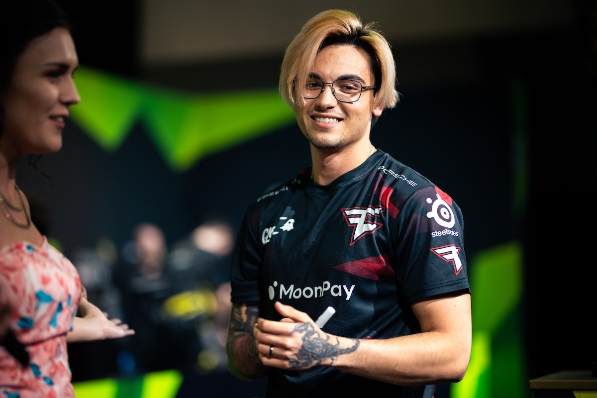 Tuyển thủ CS2 Twistzz nói rằng việc không chấp nhận chuyển đội là vì "khác biệt về đạo đức"