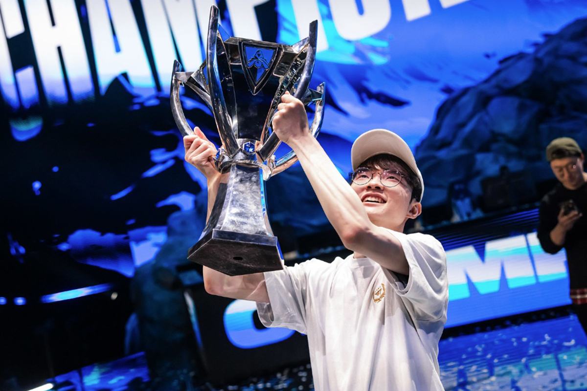 Thời kì đỉnh cao của Faker là khi nào?