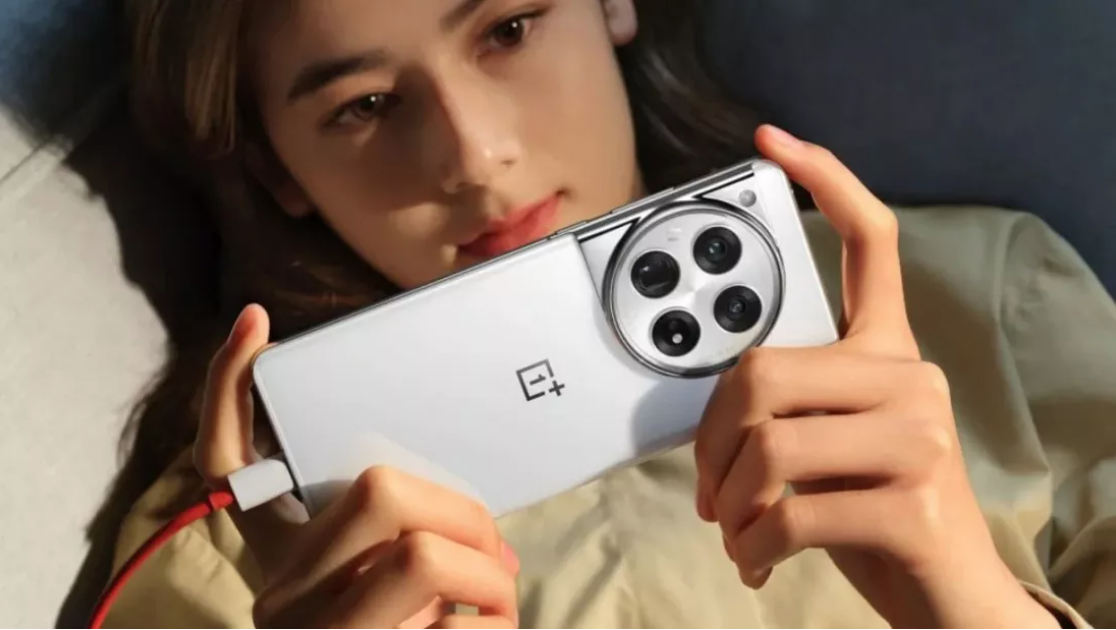 OnePlus 12 ra mắt tại Trung Quốc: Chip Snapdragon 8 Gen 3, 24 GB RAM