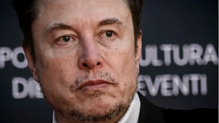 Elon Musk tức giận về những báo cáo vụ robot tấn công người tại nhà máy Tesla
