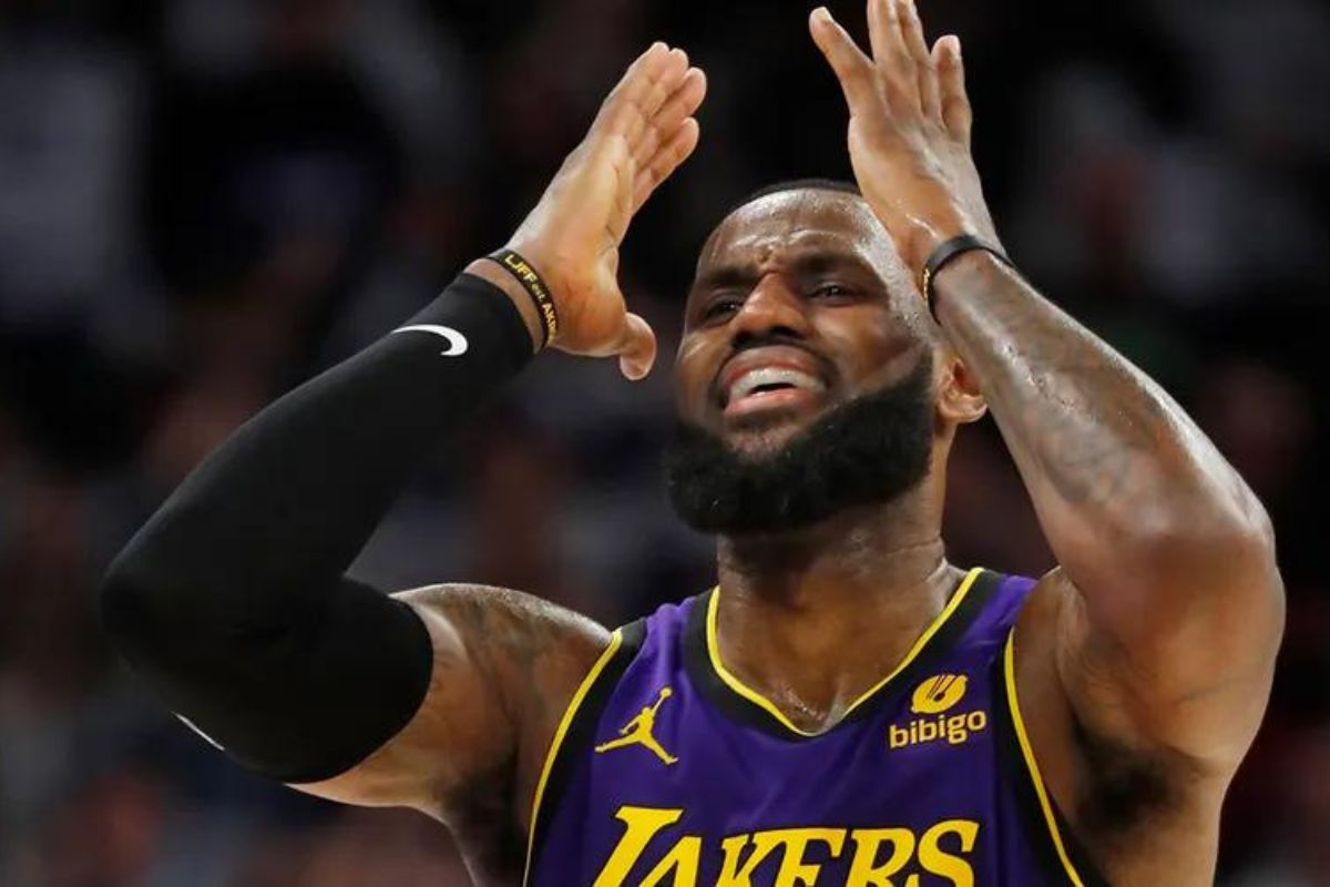 LeBrom James - huyền thoại làng bóng rổ thế giới chuẩn bị "đổi nghề" sang streamer