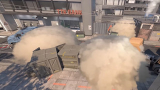 Một lỗi về bom khói trong CS:GO vẫn tồn tại ở Counter Strike 2 khiến người chơi bức xúc