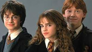 Warner Bros gặp khó trong việc tái khởi động loạt phim Harry Potter