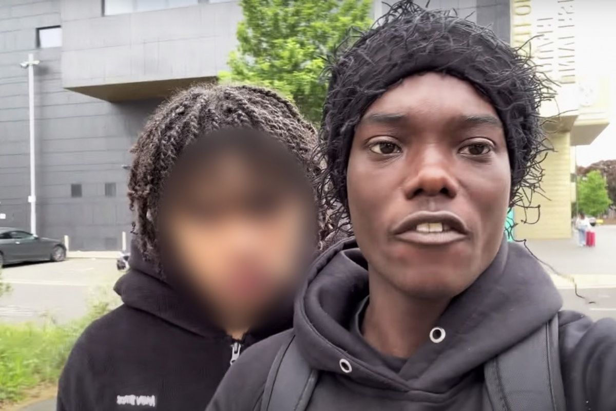 Đột nhập nhà người lạ rồi cuỗm luôn chó của họ để "prank", Tiktoker bị cảnh sát bắt ngay lập tức