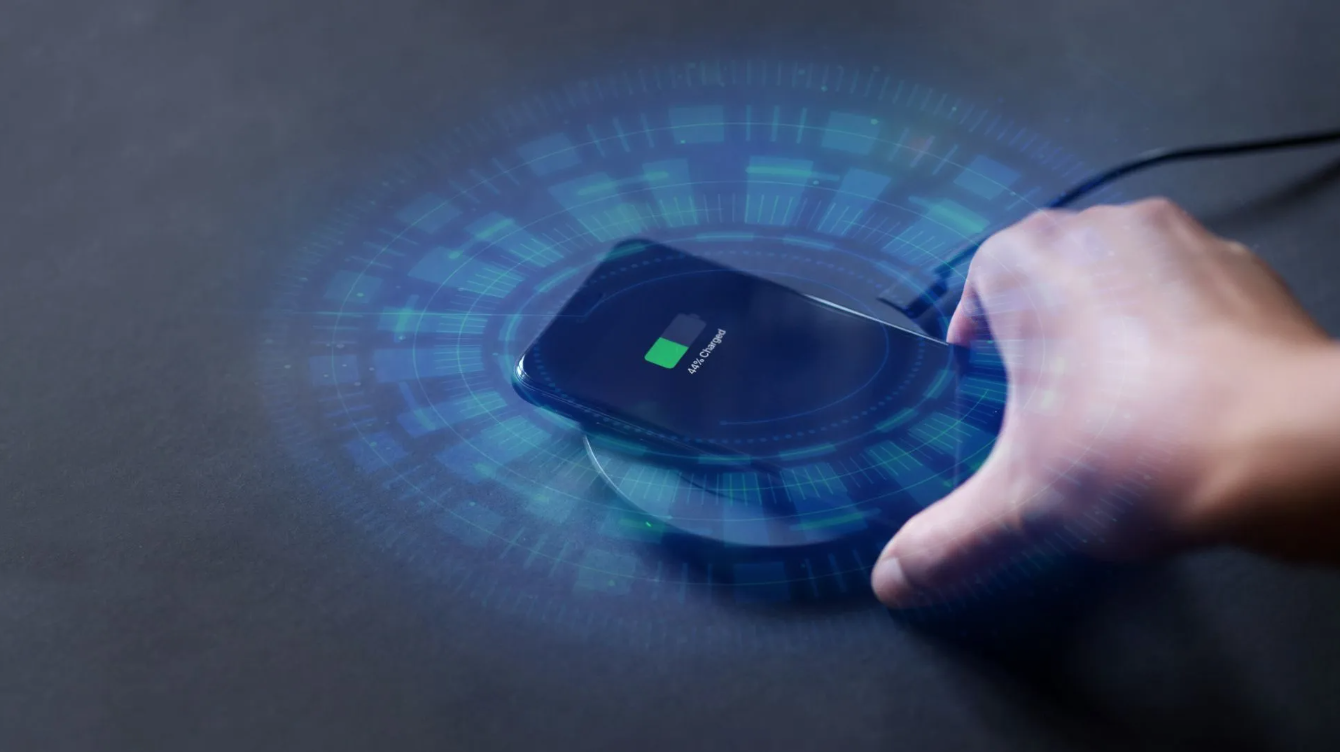 Nghiên cứu mới phát hiện cách hack sạc không dây, khiến điện thoại và các vật thể xung quanh cháy nổ