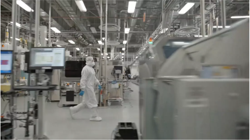 Microsoft Và Intel - Tiết Lộ Chi Tiết Về PC AI