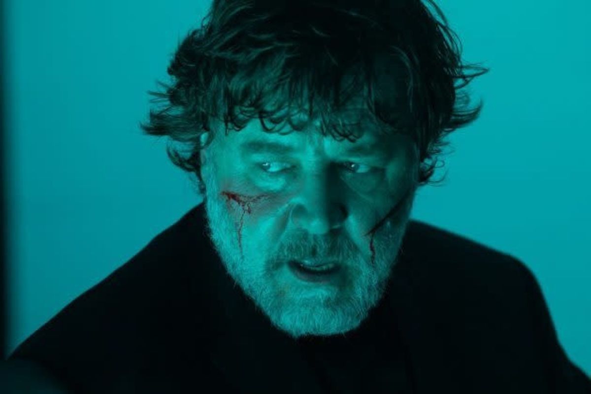 The Exorcism Tung Trailer Để Chuẩn Bị Đưa Buổi Trừ Tà Đáng Sợ Trong Phim Ra Rạp