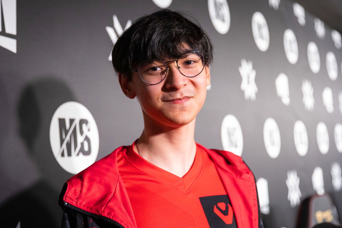 Tuyển Thủ Valorant Tenz Giải Thích Lý Do Tại Sao CS2 "Vui Vẻ" Hơn So Với Valorant