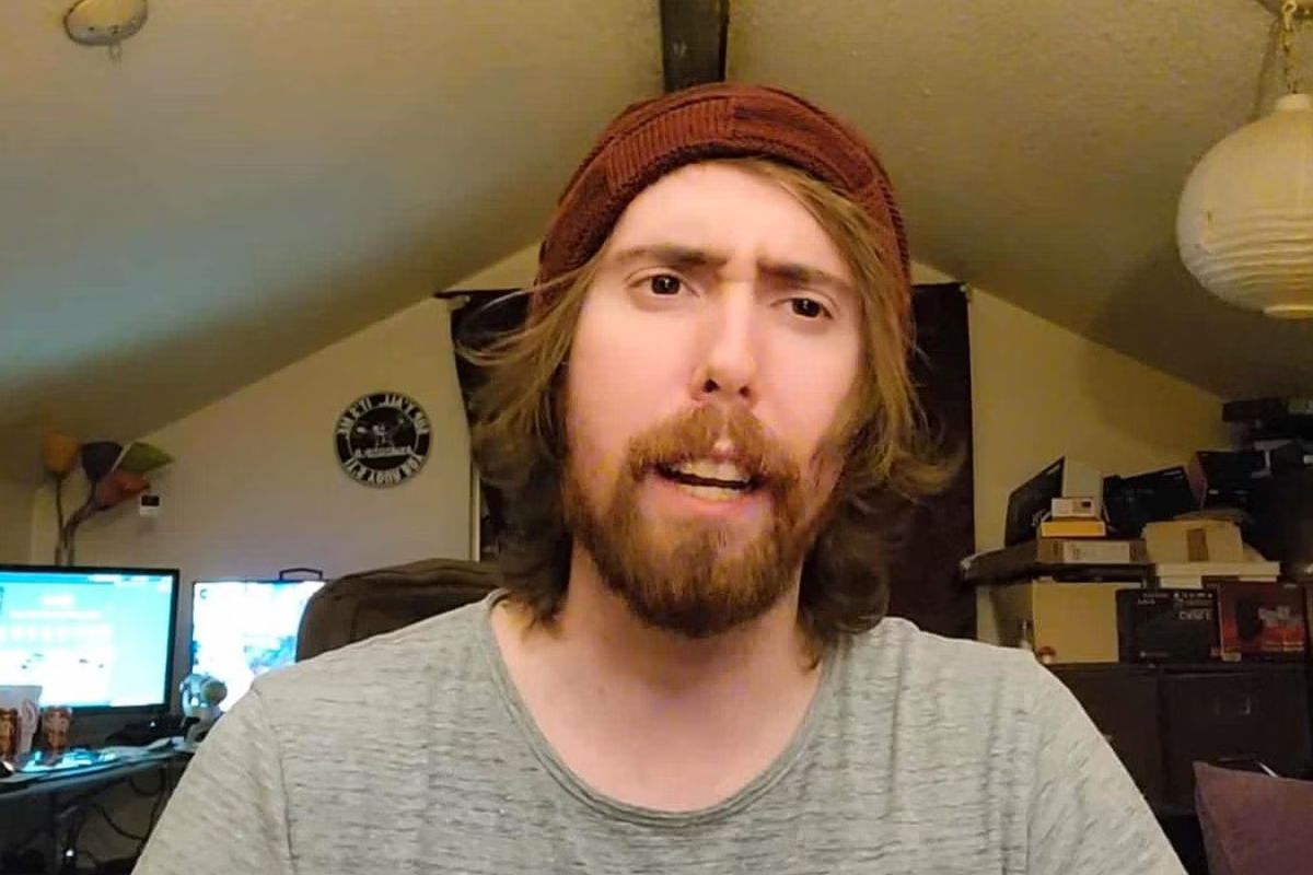 Streamer Asmongold Rơi Nước Mắt Vì Bản DLC Của Elden Ring: "Nó Quá Khó Để Vui Vẻ"