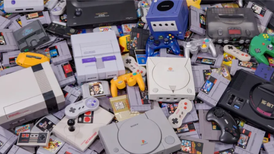 Game Thủ  Lập Kỷ Lục Guinness Thế Giới Mới Khi Kết Nối 444 Máy Chơi Game Chỉ Với 1 Màn Hình Duy Nhất