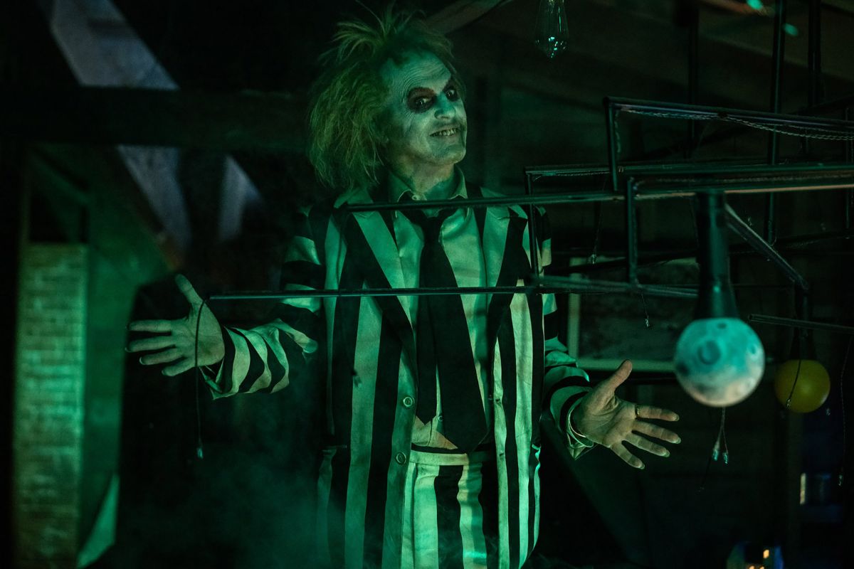  Phim Beetlejuice Beetlejuice Câu Chuyện Về Thế Giới Bên Kia Nhận Những Phản Hồi Đầu Tiên Từ Giới Phê Bình