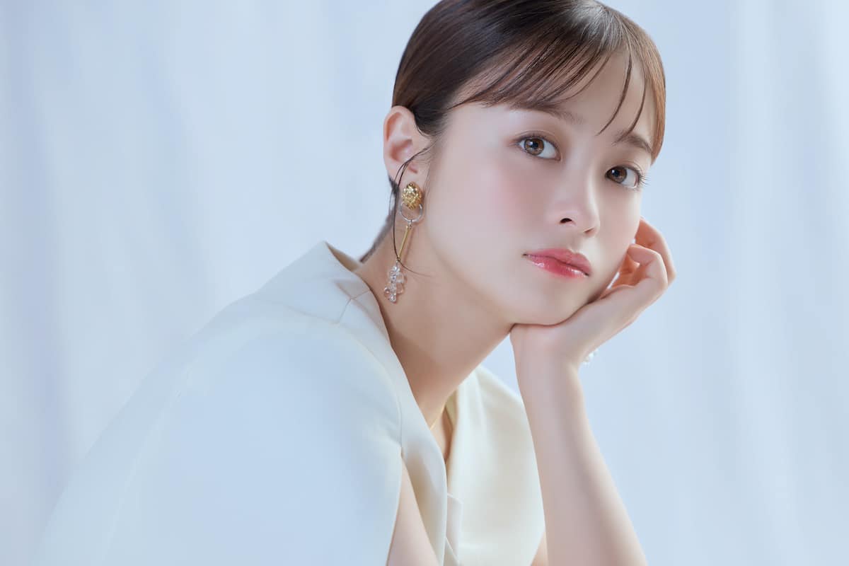 Thiên Thần Nhật Bản Hashimoto Kanna Bị Tố Lạm Dụng Quyền Lực với Quản Lý và Nhân Viên Đoàn Phim