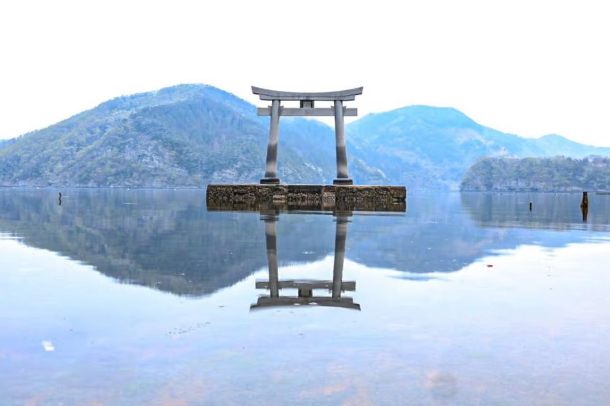 Ngôi Đền Do Người Hâm Mộ Ghost of Tsushima Sửa Chữa Bất Ngờ Cấm Khách Tham Quan