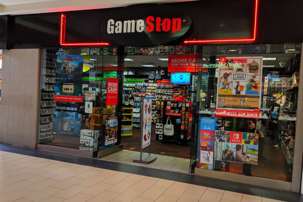 GameStop Chuẩn Bị Đóng Cửa Một Số Lượng Lớn Cửa Hàng Và Đầu Tư Vào Bitcoin