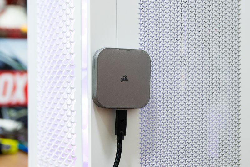 Review ổ SSD Corsair EX400U USB4: Tốc độ ấn tượng, nhỏ gọn, tích hợp MagSafe