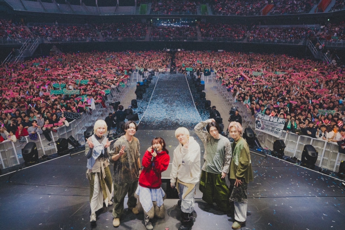 Tour diễn quốc tế của YOASOBI luôn thua lỗ: Nhà sản xuất lên tiếng, người hâm mộ vẫn xúc động vì lý do phía sau