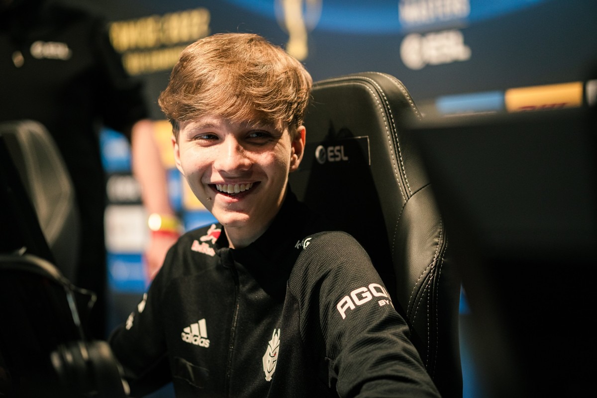 Ngôi Sao CS2 m0NESY Rời G2 Esports Để Đoàn Tụ Với Người Đồng Đội Cũ Niko Ở Falcons
