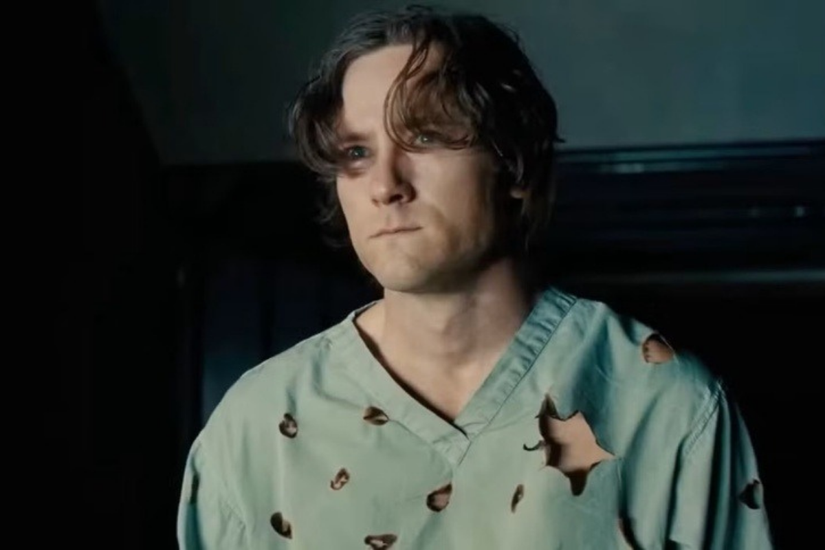 Siêu Anh Hùng Bất Bại Với Sức Mạnh Một Triệu Mặt Trời