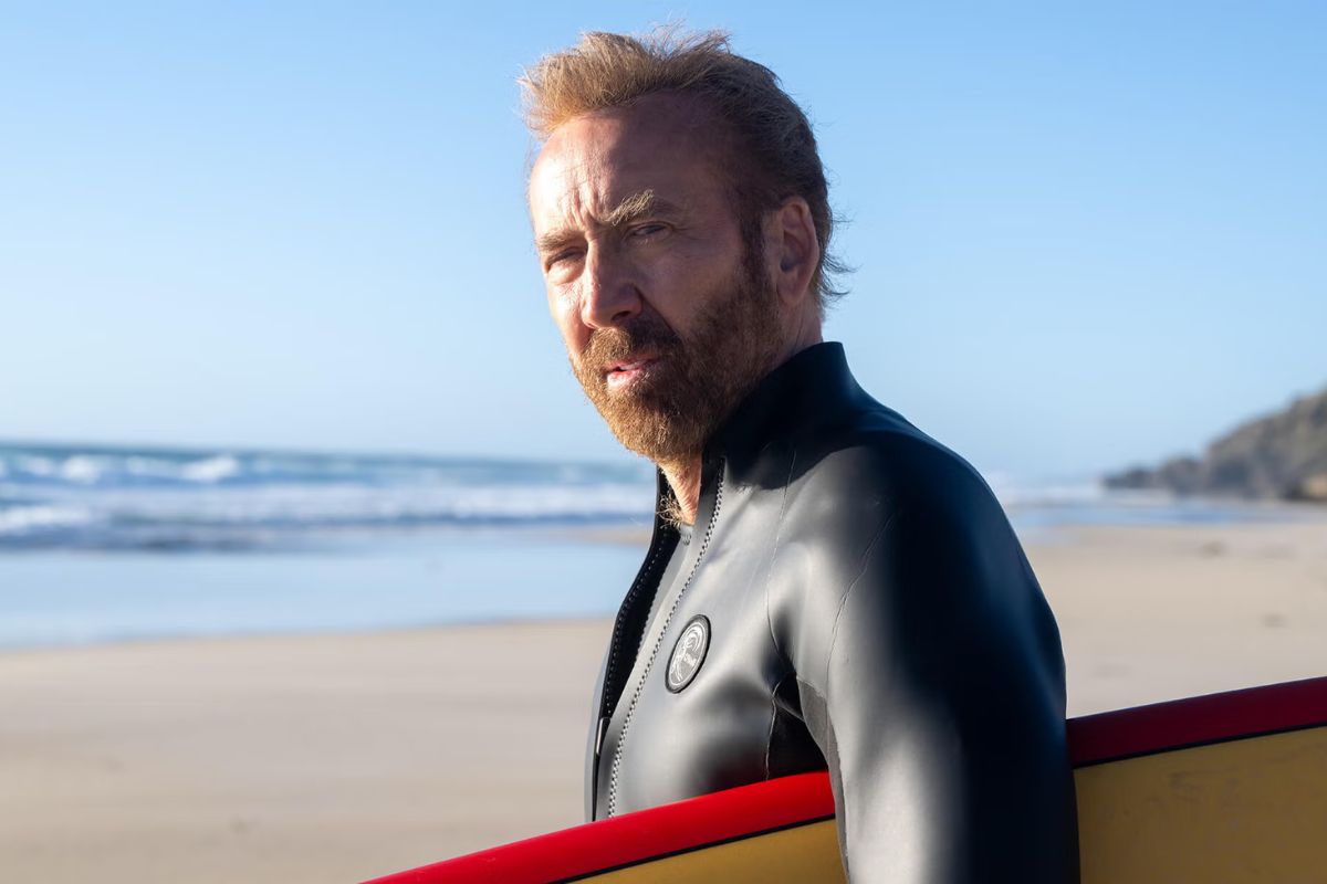 Nicolas Cage Kể Lại Khoảnh Khắc Cận Kề Nguy Hiểm Khi Tập Lướt Sóng Ở The Surfer