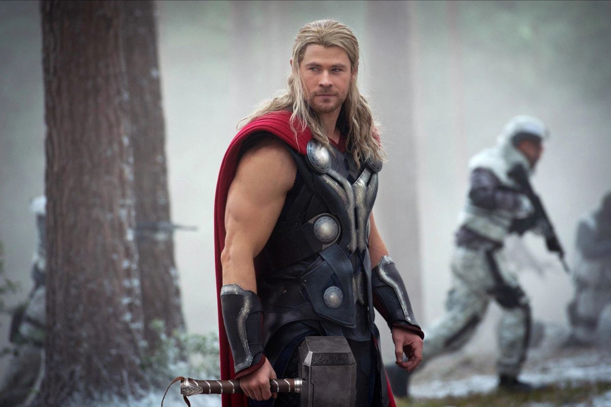 Chris Hemsworth Muốn Đạo Diễn Sam Hargrave Thay Thế Taika Waititi Cho Dự Án Thor 5