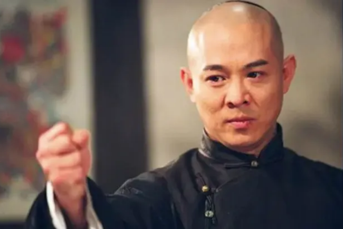 Lý Liên Kiệt Tái Xuất Đầy Ấn Tượng Sau 14 Năm Với “Blades of the Guardians”