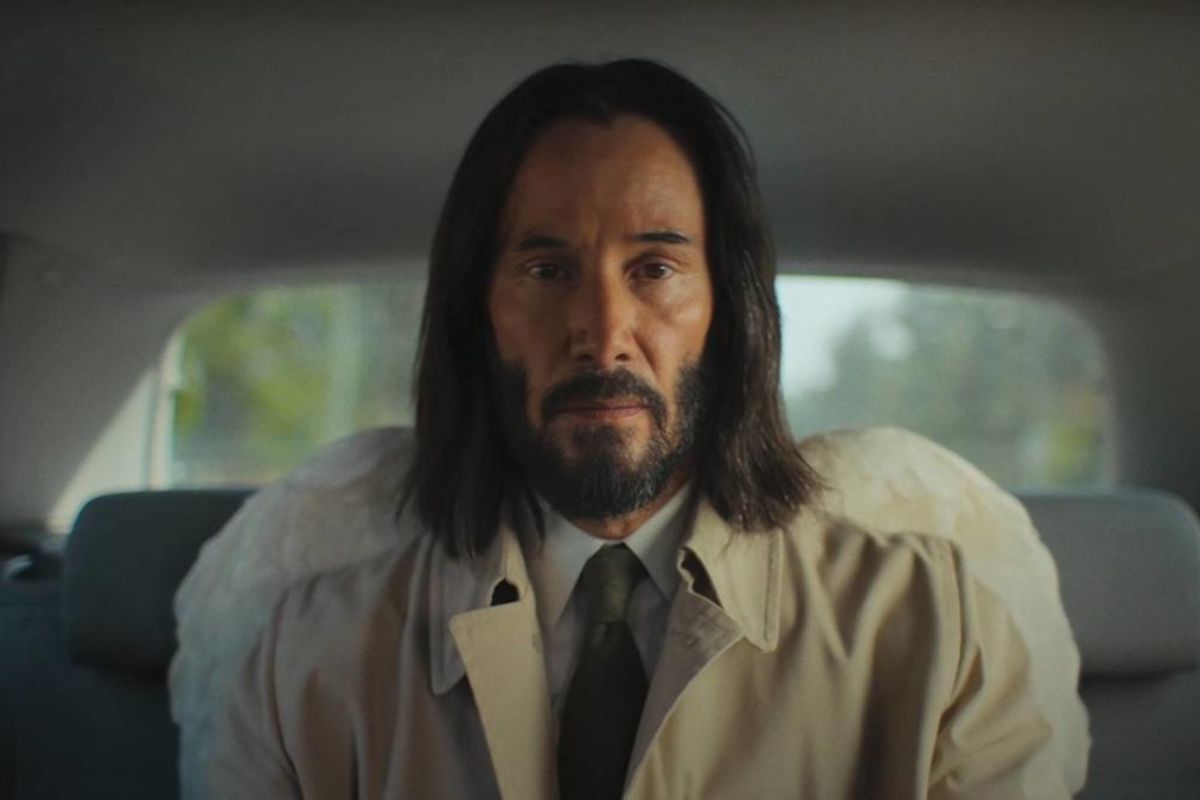 Keanu Reeves Hóa Thiên Thần Hộ Mệnh "Buồn Bã" Trong Phim Hài Mới Good Fortune