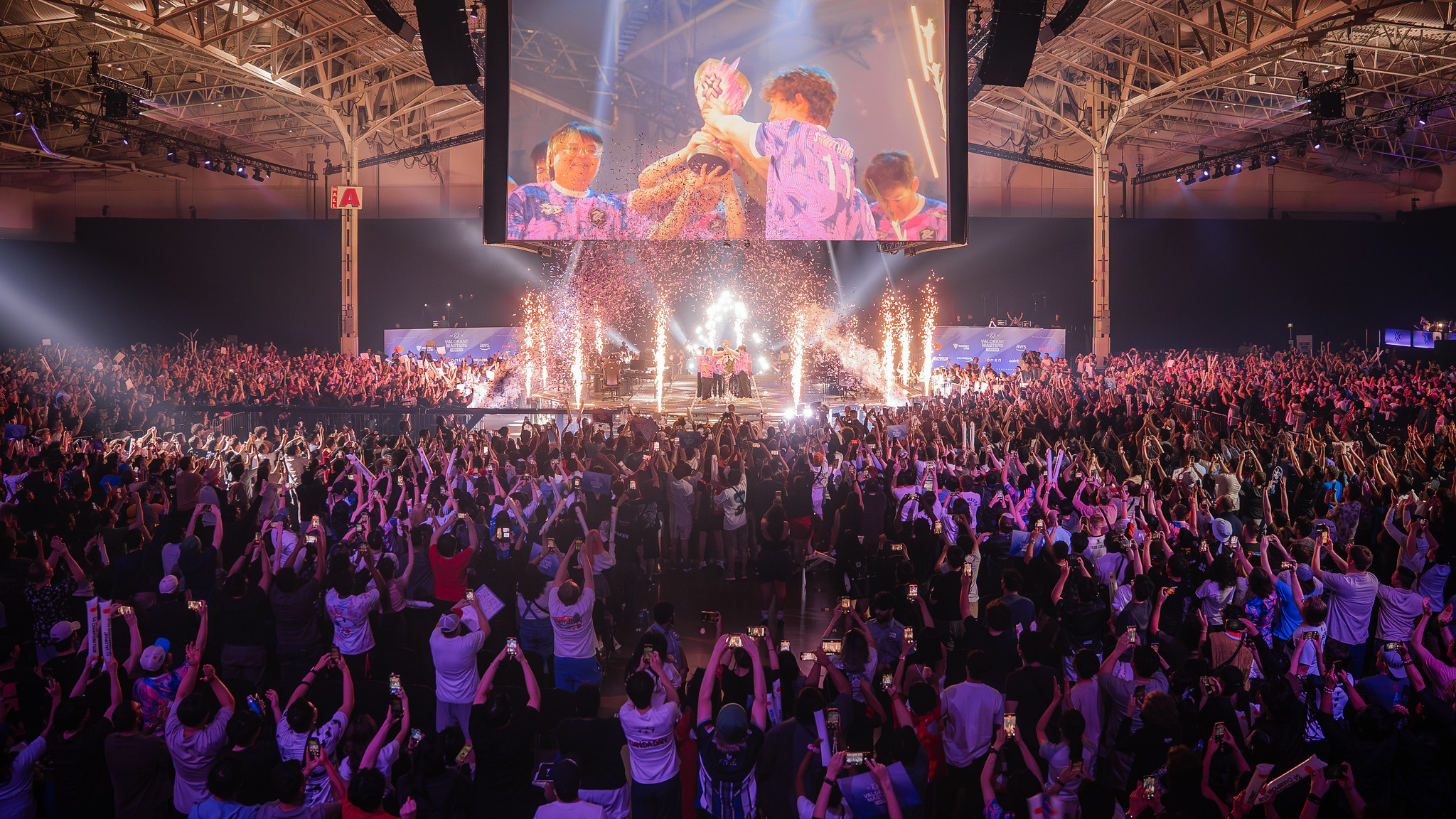 Paper Rex Lần Đầu Tiên Bước Lên Đỉnh Vinh Quang Tại Masters Toronto 2025