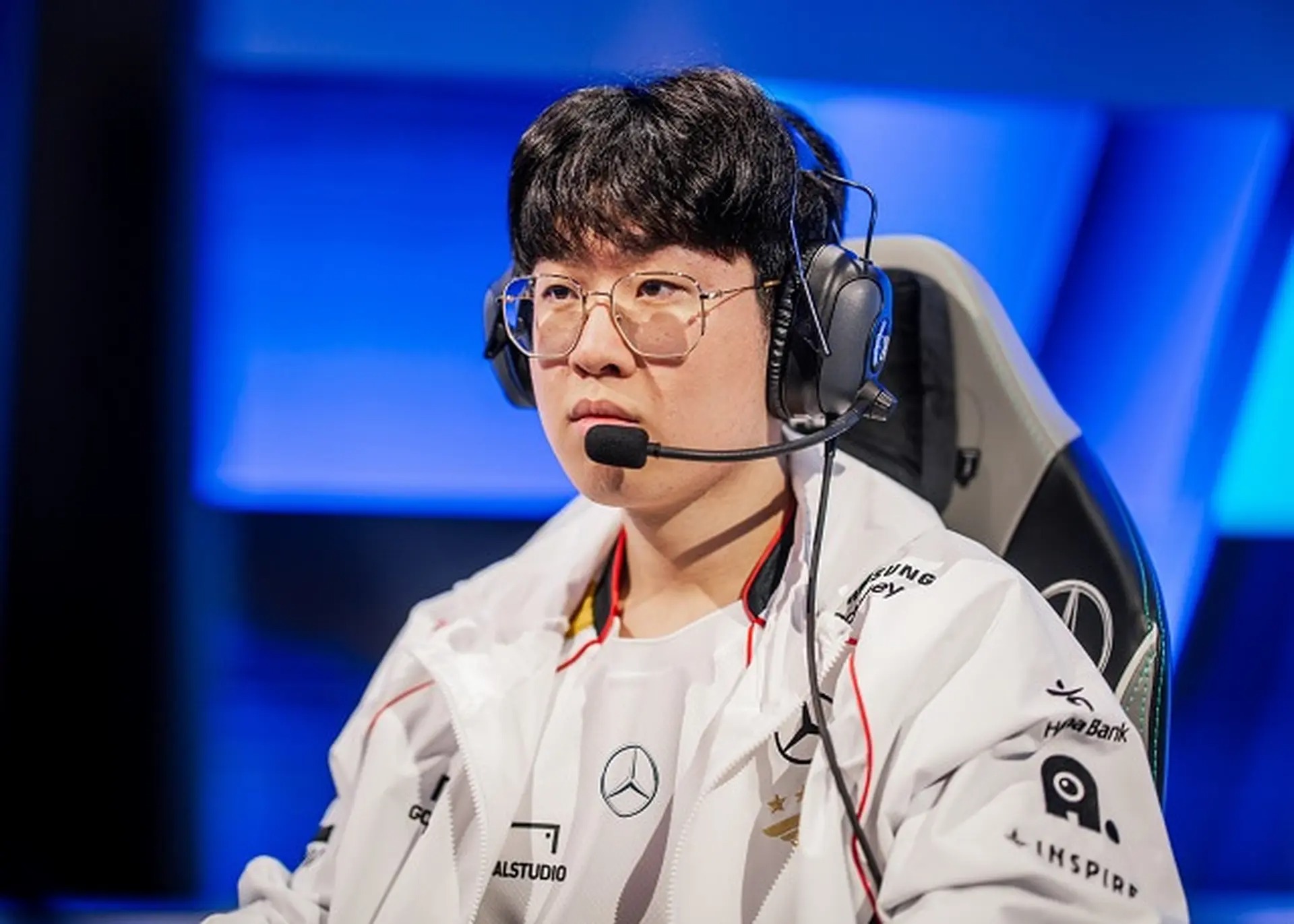 LMHT: Cộng đồng phát hiện những điểm tương đồng giữa HLE và T1 trong việc giải quyết drama