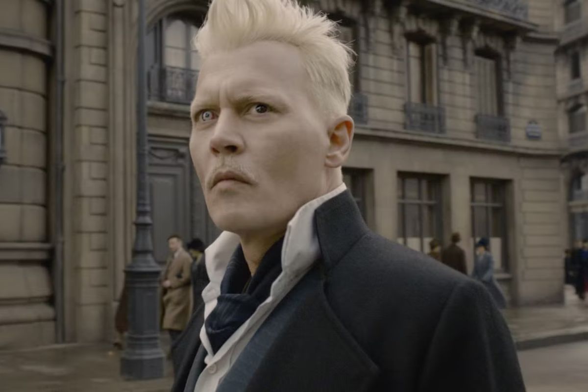 Johnny Depp Lần Đầu Chia Sẻ Về Việc Mất Vai Diễn Trong "Fantastic Beasts"
