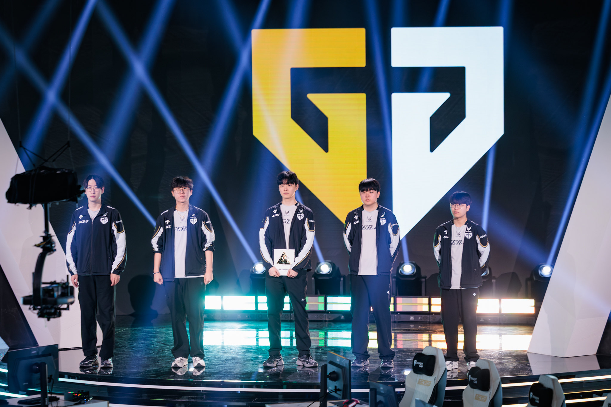 Esports World Cup 2025: GEN.G Áp Đảo Fly Quest, Ghi Tên Mình Vào Bán Kết