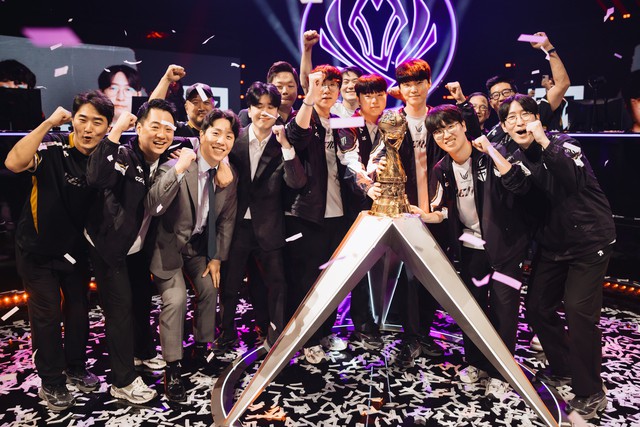 Gen.G chính thức cân bằng kỷ lục bất bại lịch sử của T1 sau chức vô địch EWC 2025