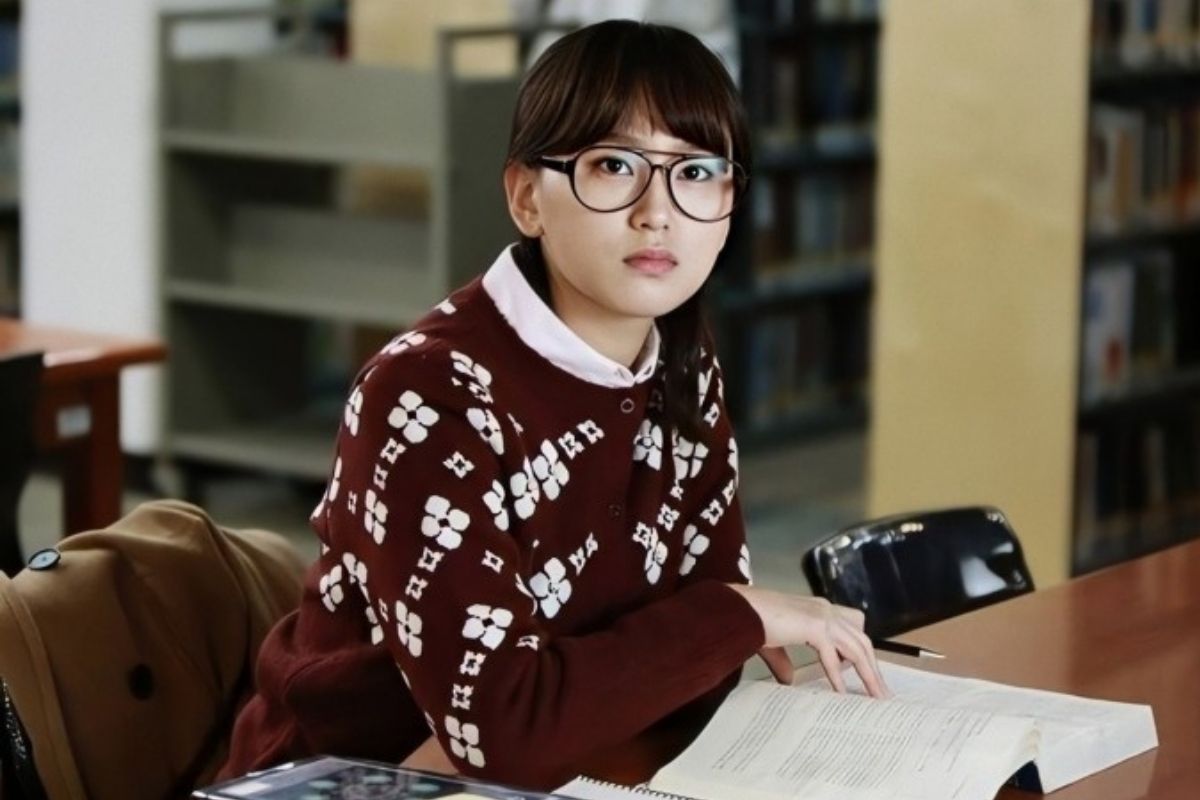 Sao Nữ Reply 1988 Ryu Hye Young Trở Lại Ân Tượng Sau Gần Một Thập Kỷ "Chết Vai"