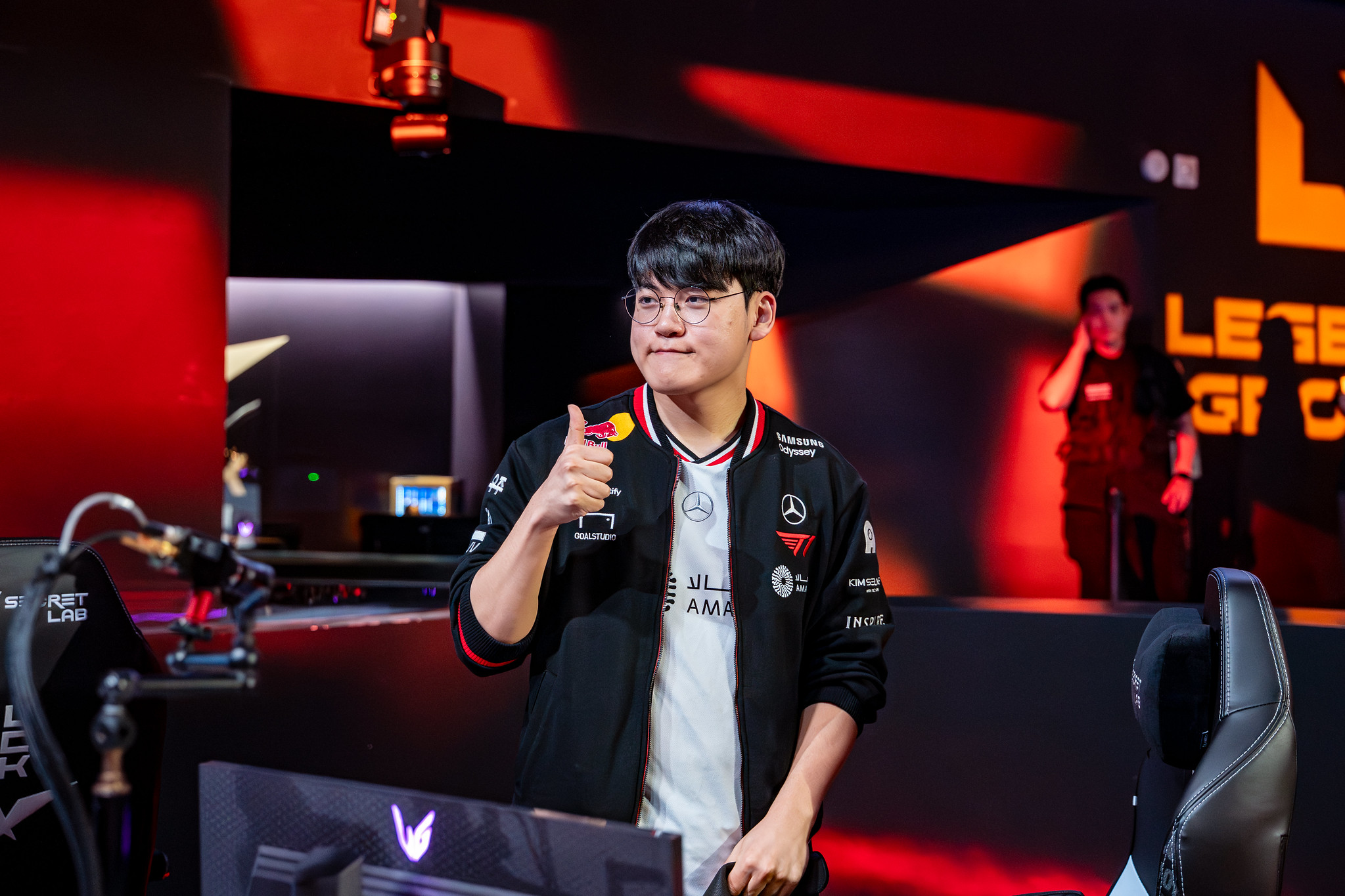 LMHT: Gumayusi Tiếp Tục Bị T1gall Gửi Hoa Tang, Thượng Tầng T1 Có Động Thái Bất Ngờ