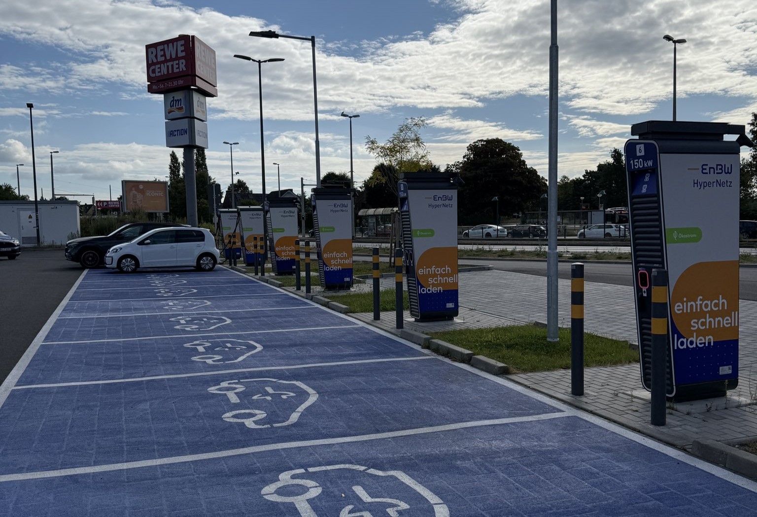 Nạn trộm cáp trạm sạc xe điện bùng phát tại Đức, 70 điểm sạc bị phá mỗi ngày