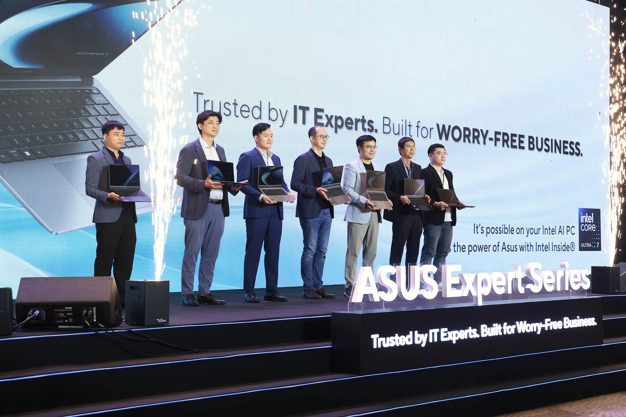 ASUS Expert Series - Giải Pháp Bền Bỉ Đưa Doanh Nghiệp Việt Bứt Phá Trong Kỷ Nguyên AI