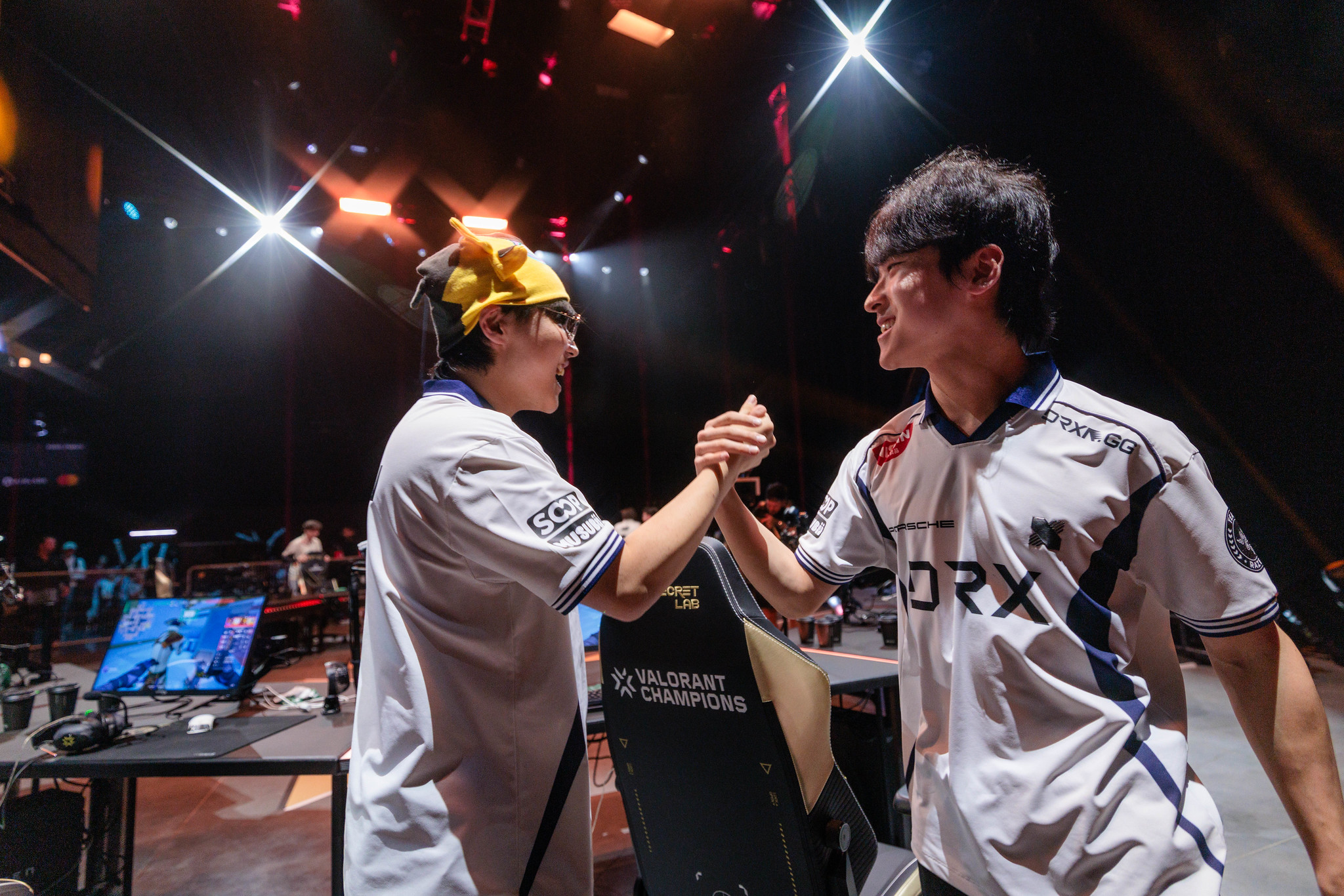 VALORANT Champions 2025: DRX Lội Ngược Dòng Ấn Tượng, Team Heretics Khẳng Định Sức Mạnh