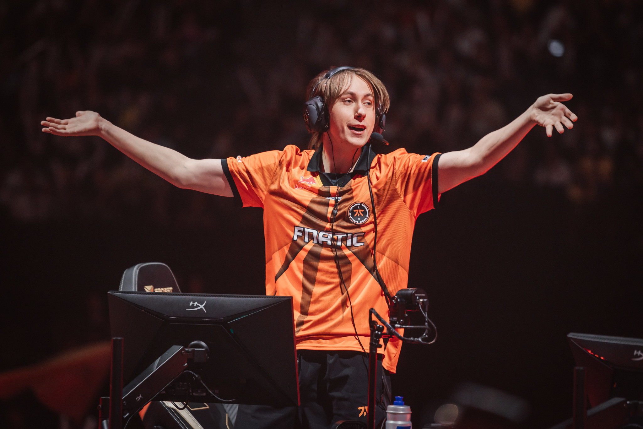 VALORANT Champions 2025: Fnatic Chronicle Gửi Lời Chào Khán Giả Việt, Hướng Đến Cúp Champions