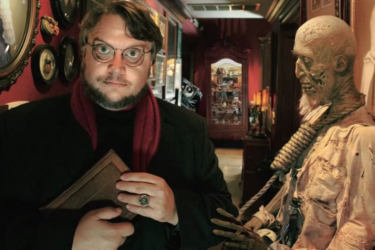 Đạo Diễn Guillermo del Toro Tiết Lộ Không Thể Chợp Mắt Trong Thời Gian Quay The Hobbit