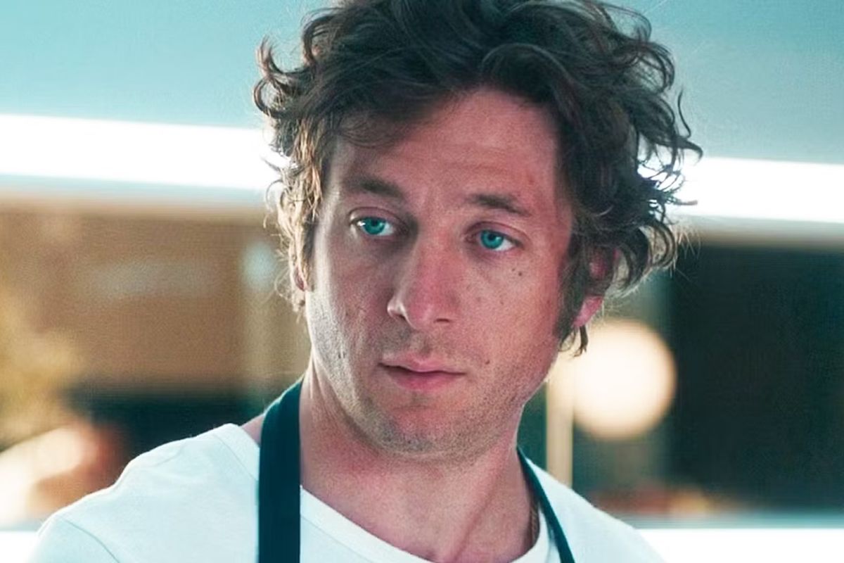 Jeremy Allen White Tiết Lộ Thời Điểm Bắt Đầu Quay Phim Mùa 5 Của The Bear