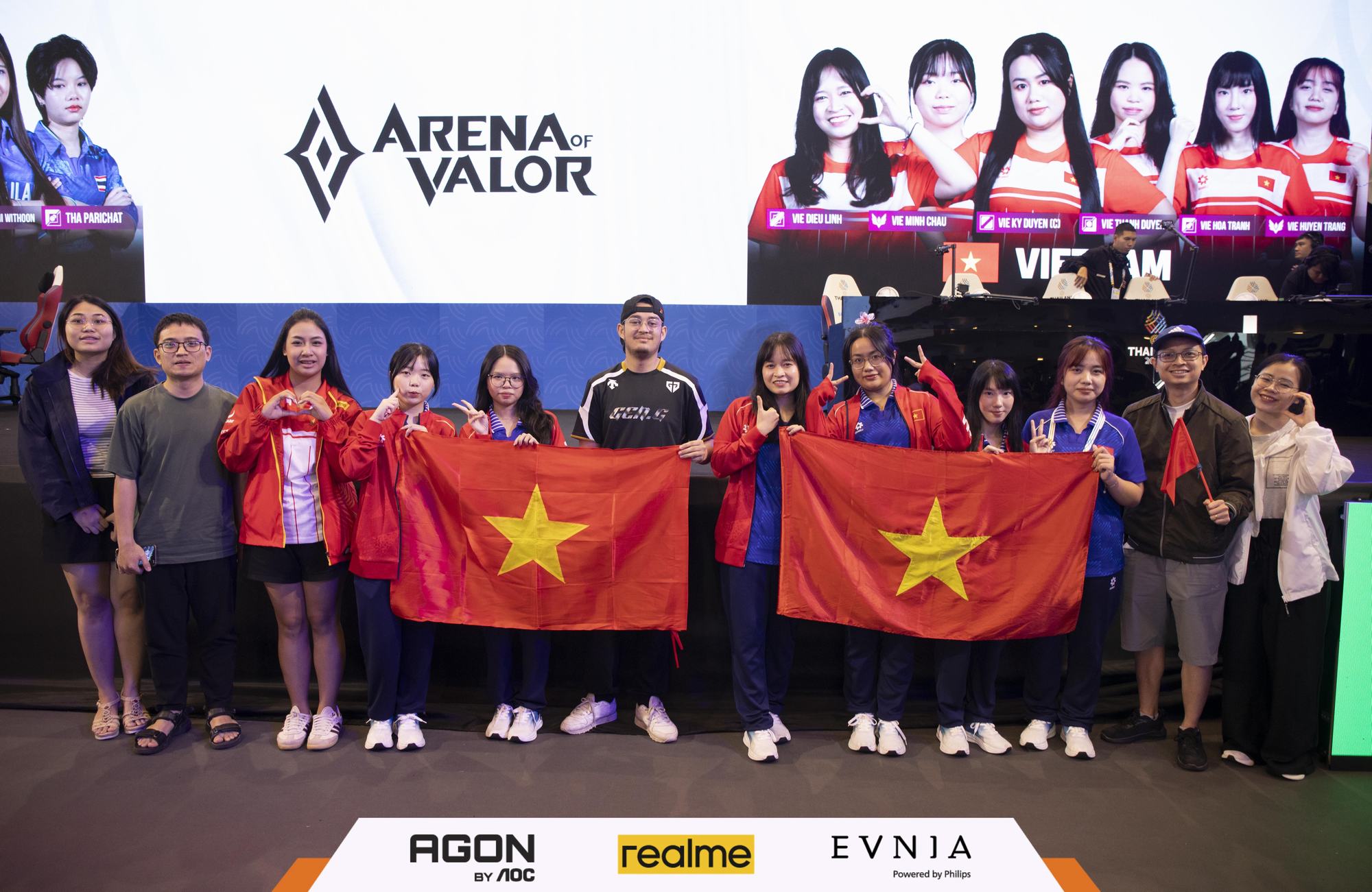 SEA Games 33: Tổng Kết Ngày Thi Đấu MLBB Đồng Đội Nam và Liên Quân Mobile Đồng Đội Nữ