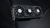Gigabyte ngừng dùng keo tản nhiệt bị rò rỉ trên RTX 5000 và chuyển sang thermal pad