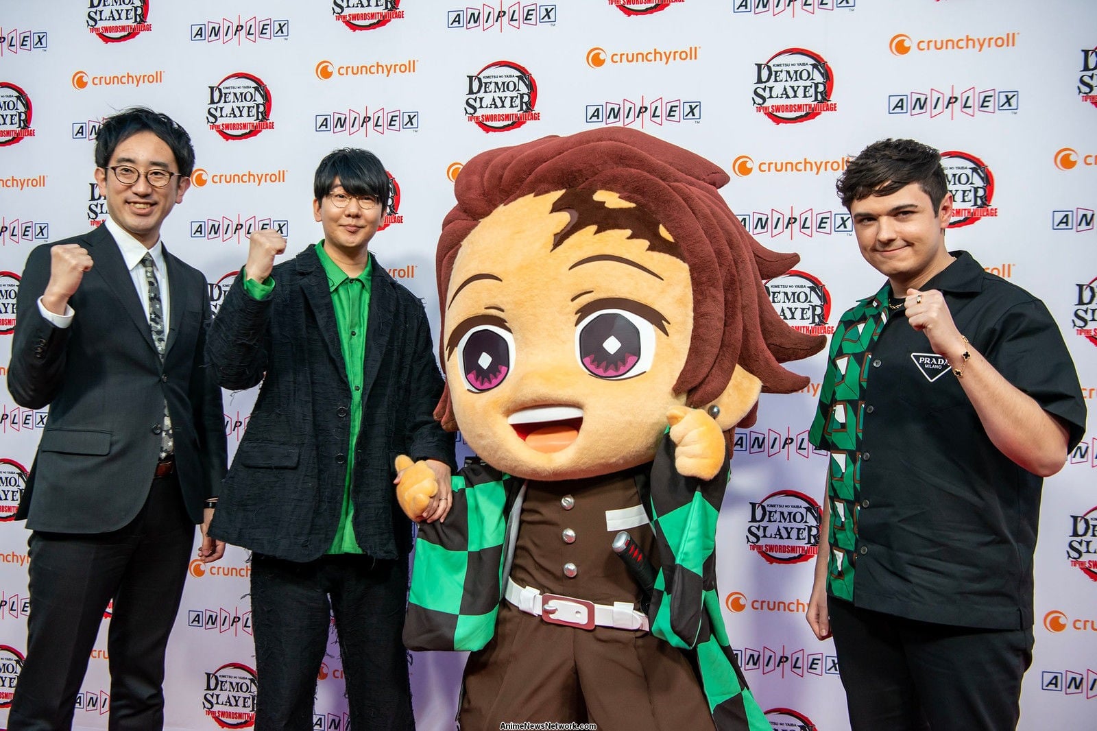 Phỏng vấn Zach Aguilar, giọng lồng tiếng Tanjiro trong Demon Slayer