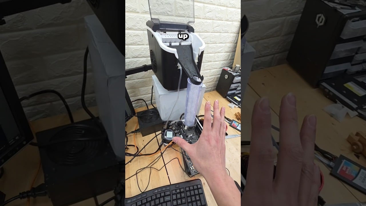 YouTuber chế hệ thống tản nhiệt PC bằng... máy làm đá