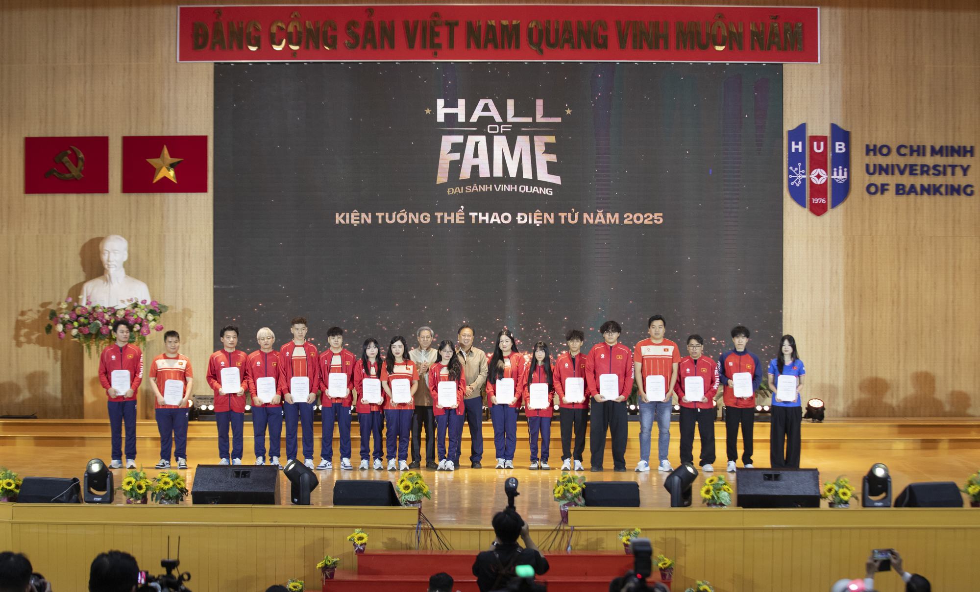 VIRESA Tổ Chức Sự Kiện Hall Of Fame - Đại Sảnh Vinh Quang 2026, Vinh Danh Thể Thao Điện Tử Nước Nhà
