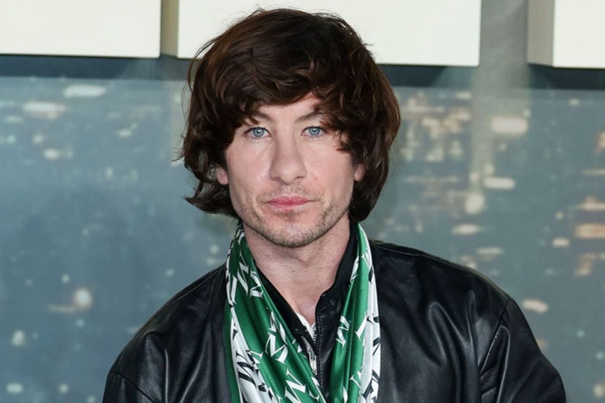 Diễn Viên Barry Keoghan Chia Sẻ Việc Bị Công Kích Ngoại Hình Khiến Anh Nảy Sinh Tâm Lý Tránh Né Đám Đông