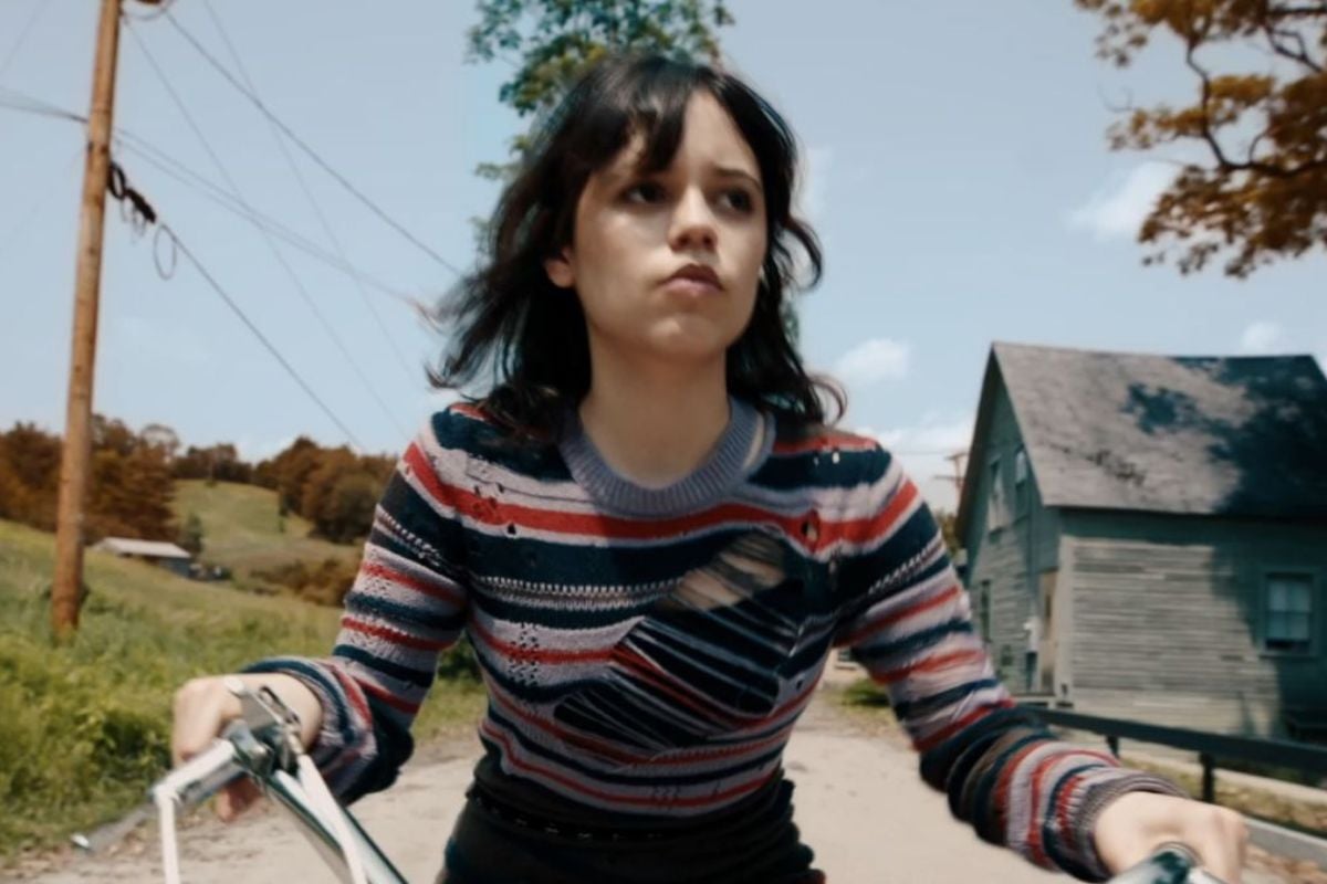 Diễn Viên Jenna Ortega Chia Sẻ Về “Cái Bóng” Wednesday Addams