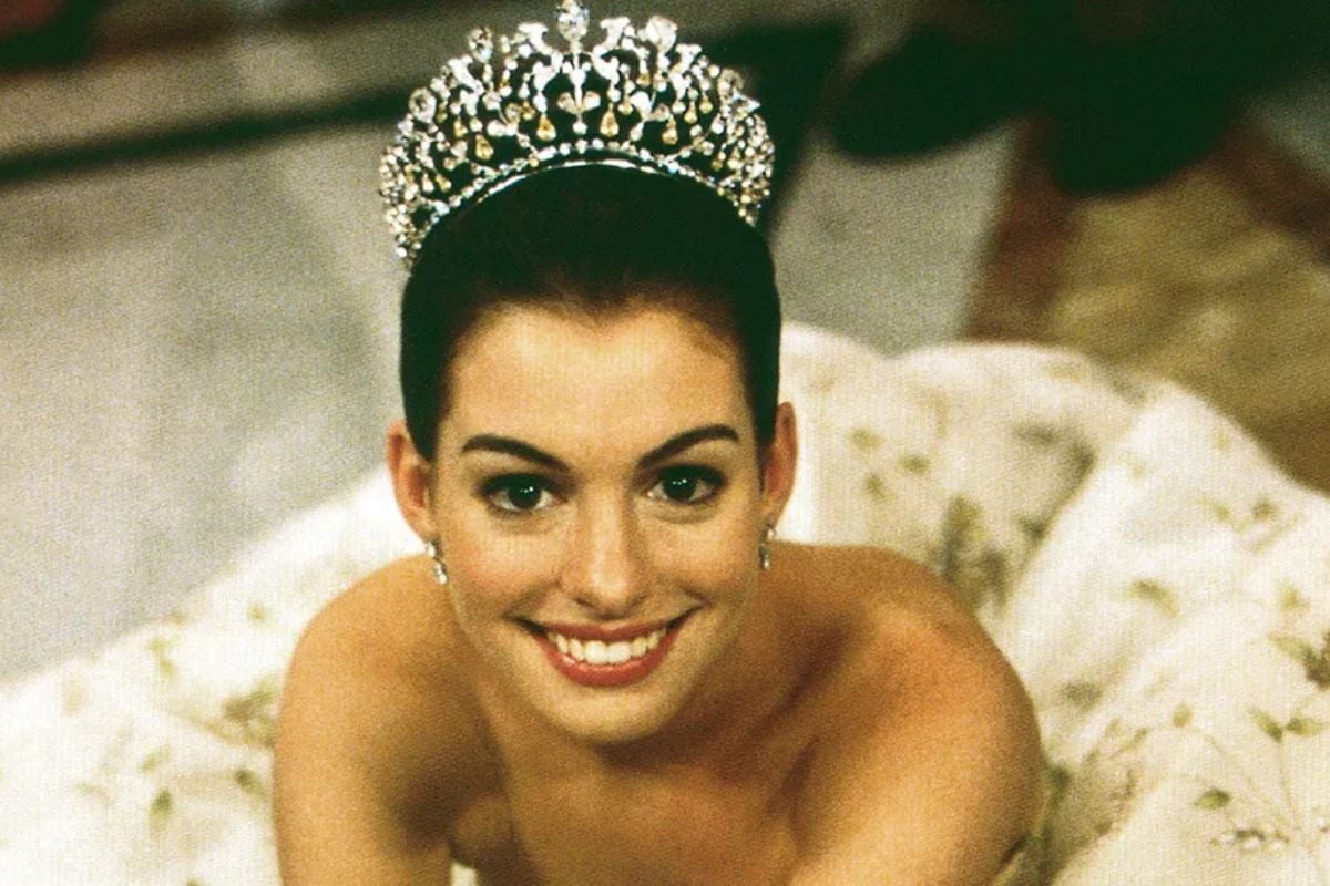 Anne Hathaway Xác Nhận Phát Triển The Princess Diaries 3, Sẵn Sàng Trở Lại Vai Công Chúa Mia