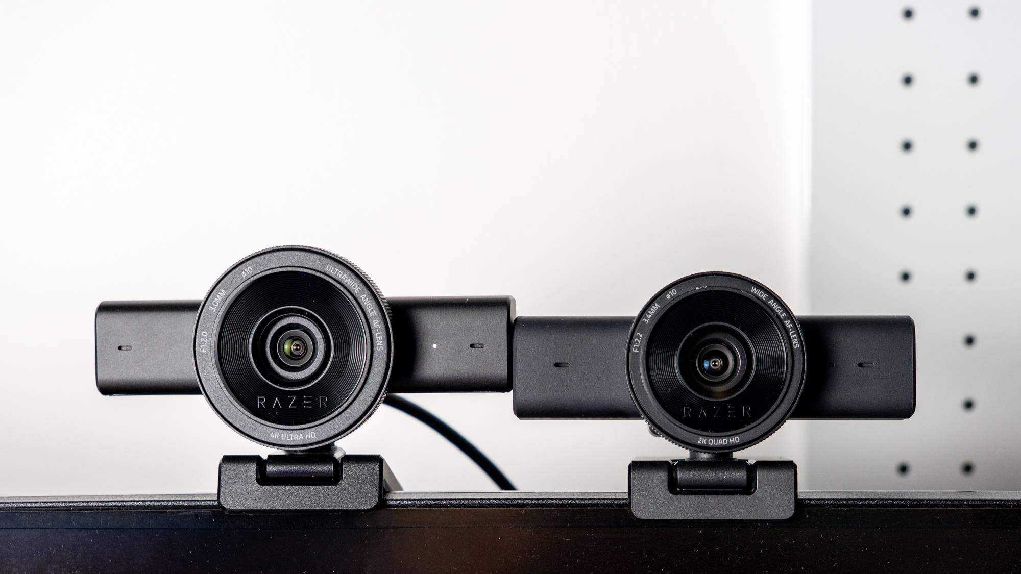 Review Razer Kiyo V2 vs Kiyo V2 X: Bộ đôi webcam nâng tầm góc máy Content Creator 