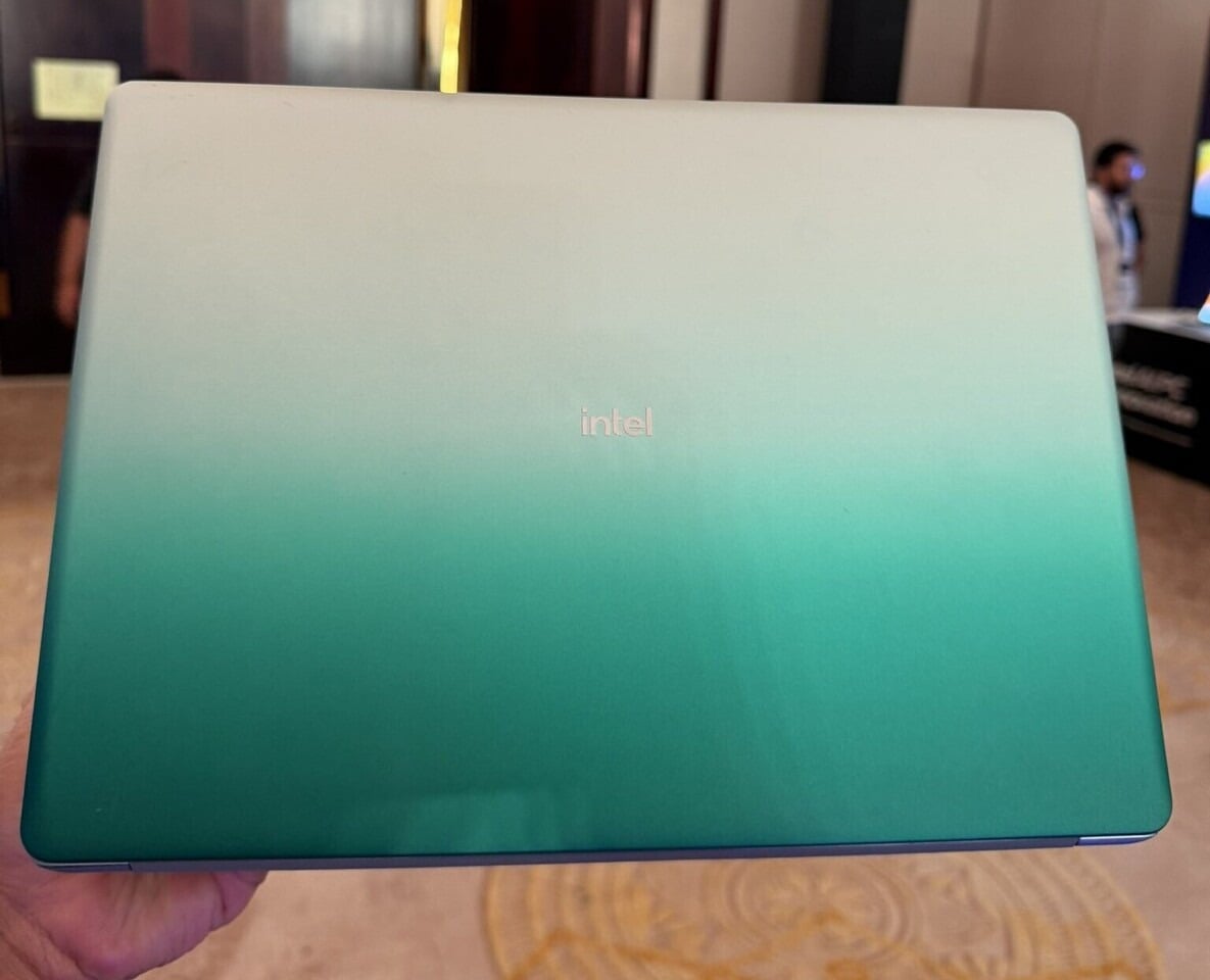 Intel trình làng laptop Wildcat Lake dối thủ MacBook Neo, tập trung hiệu năng AI và tiết kiệm điện